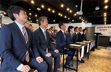 アドバイザーの一人として「よんなな会」の脇 雅昭さんが就任している