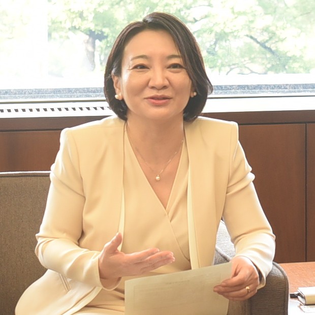 港区長・清家 愛さん